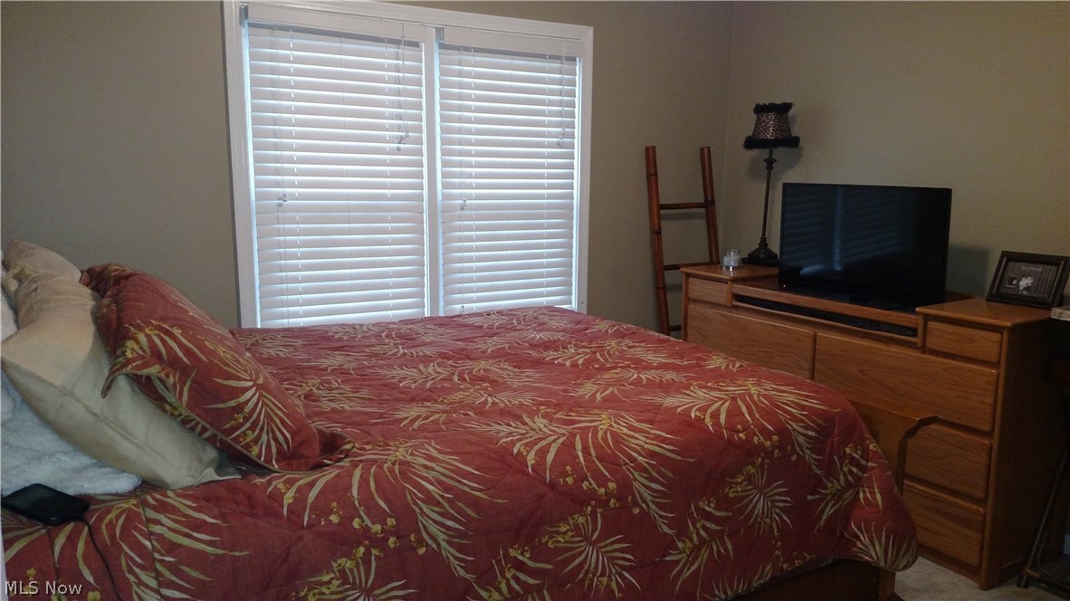 Creekside Condominiums - Residential