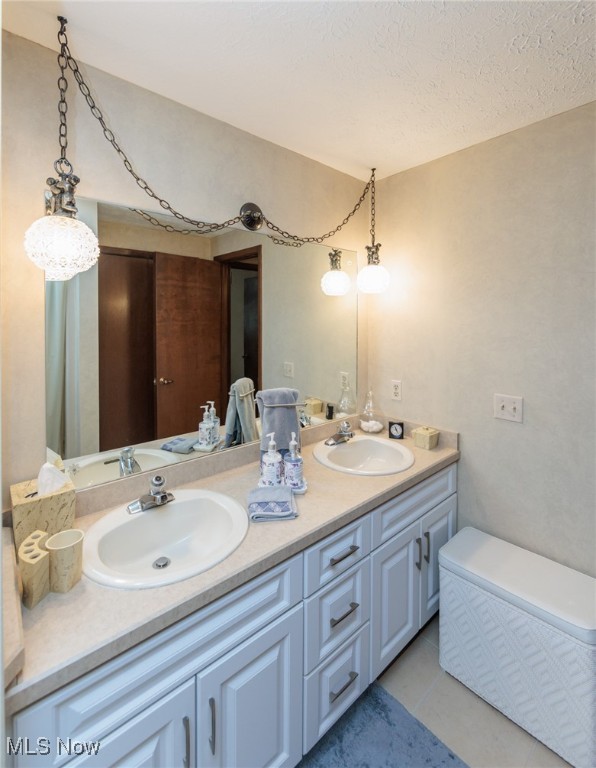 5761 Goodman Circle, North Royalton, Ohio image 44
