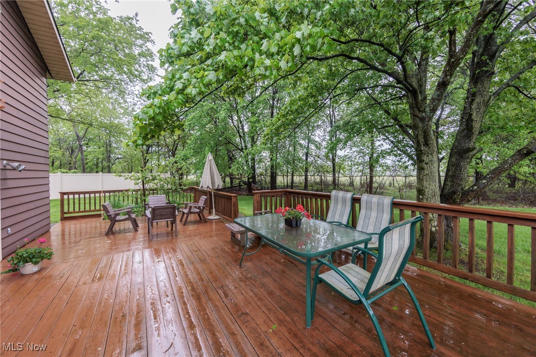5761 Goodman Circle, North Royalton, Ohio image 3