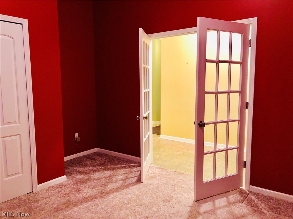 Cross Crk Village Condo - Residential