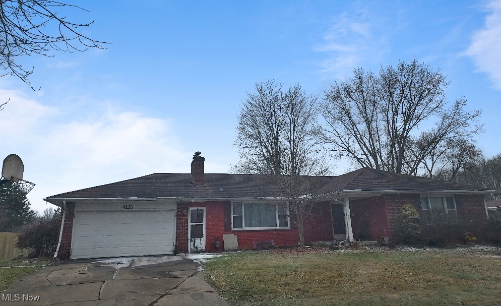 4135 Leavitt Drive, Warren, Ohio image 1