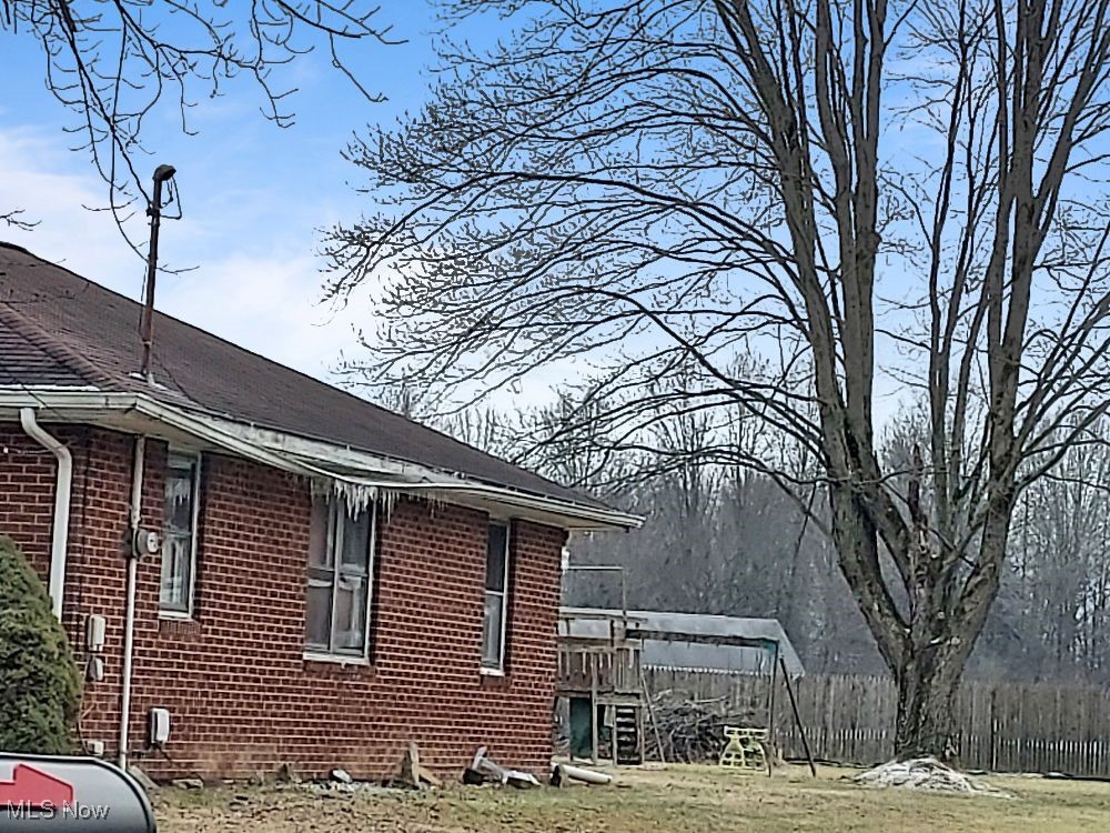 4135 Leavitt Drive, Warren, Ohio image 3