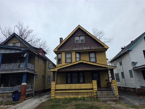 Photo of 13607 Beaumont Avenue, Cleveland, OH 44112 (MLS # 5190624)