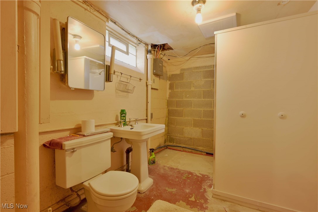 19603 Riverwood Avenue, Rocky River, Ohio image 30