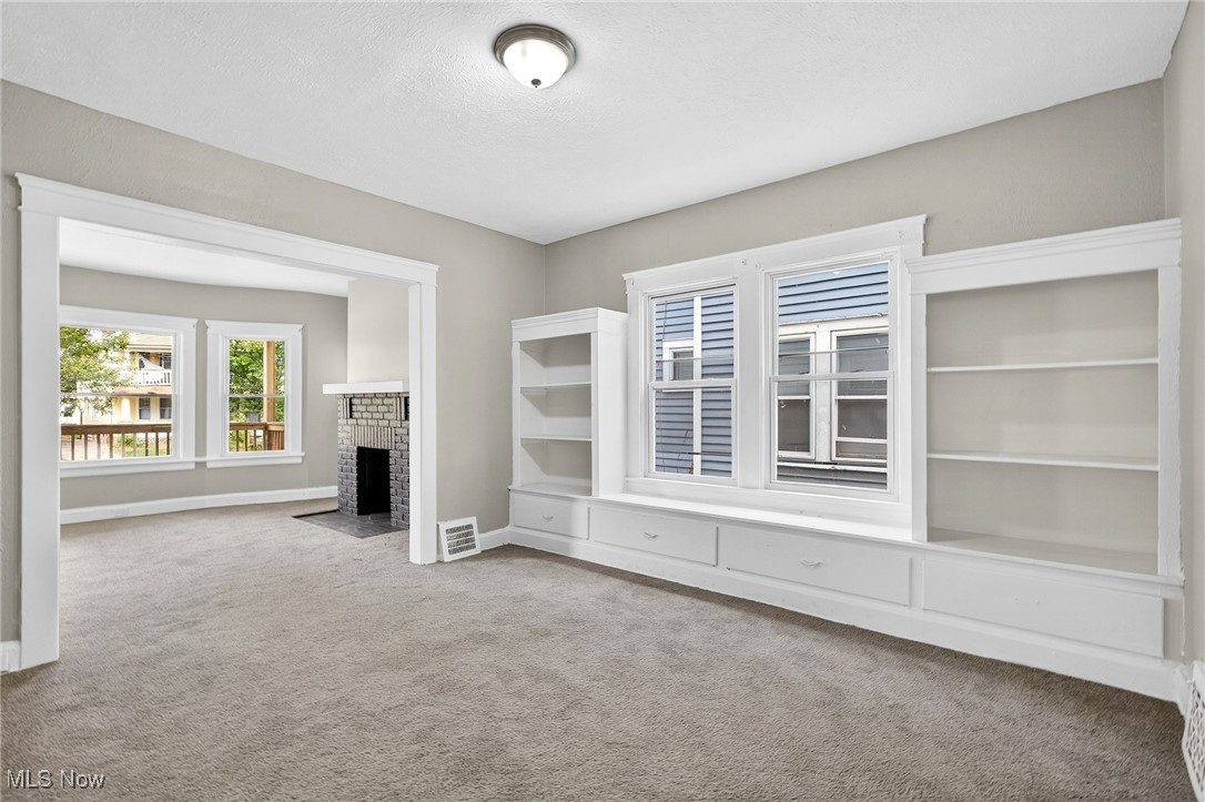 Maxwell-Cole 01 - Residential Income