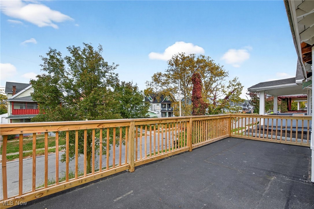 Maxwell-Cole 01 - Residential Income