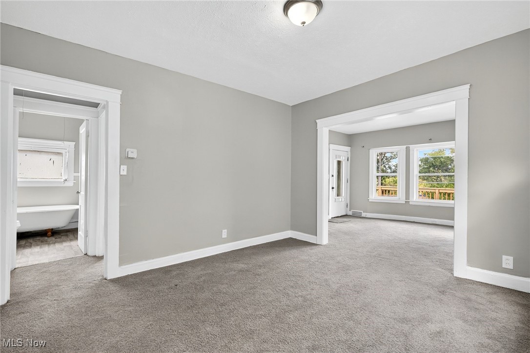 Maxwell-Cole 01 - Residential Income