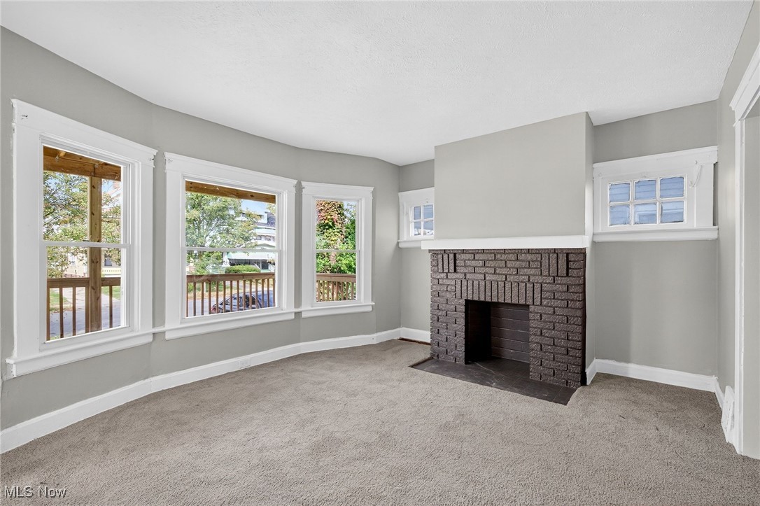 Maxwell-Cole 01 - Residential Income