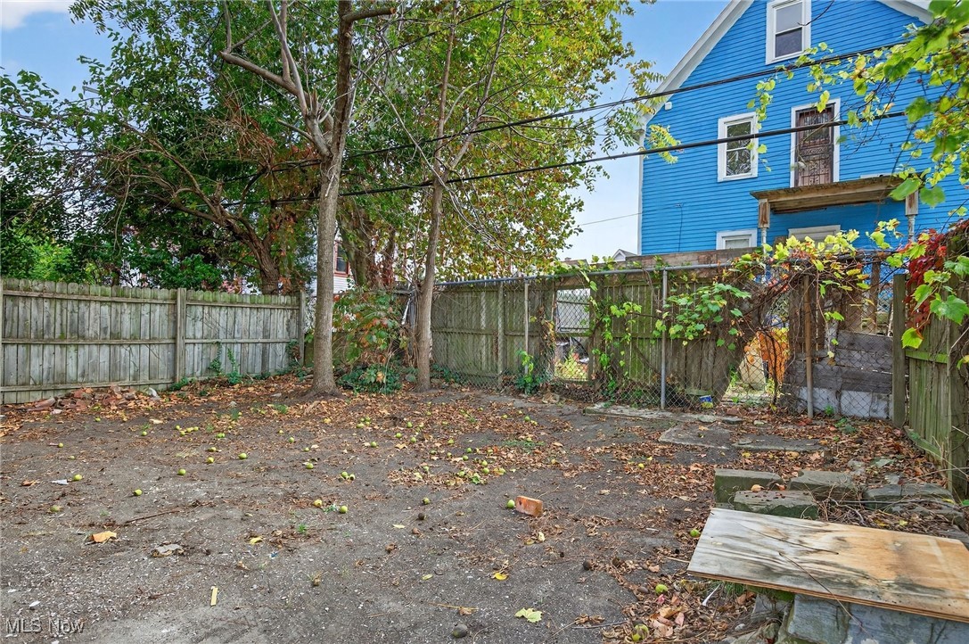 Maxwell-Cole 01 - Residential Income