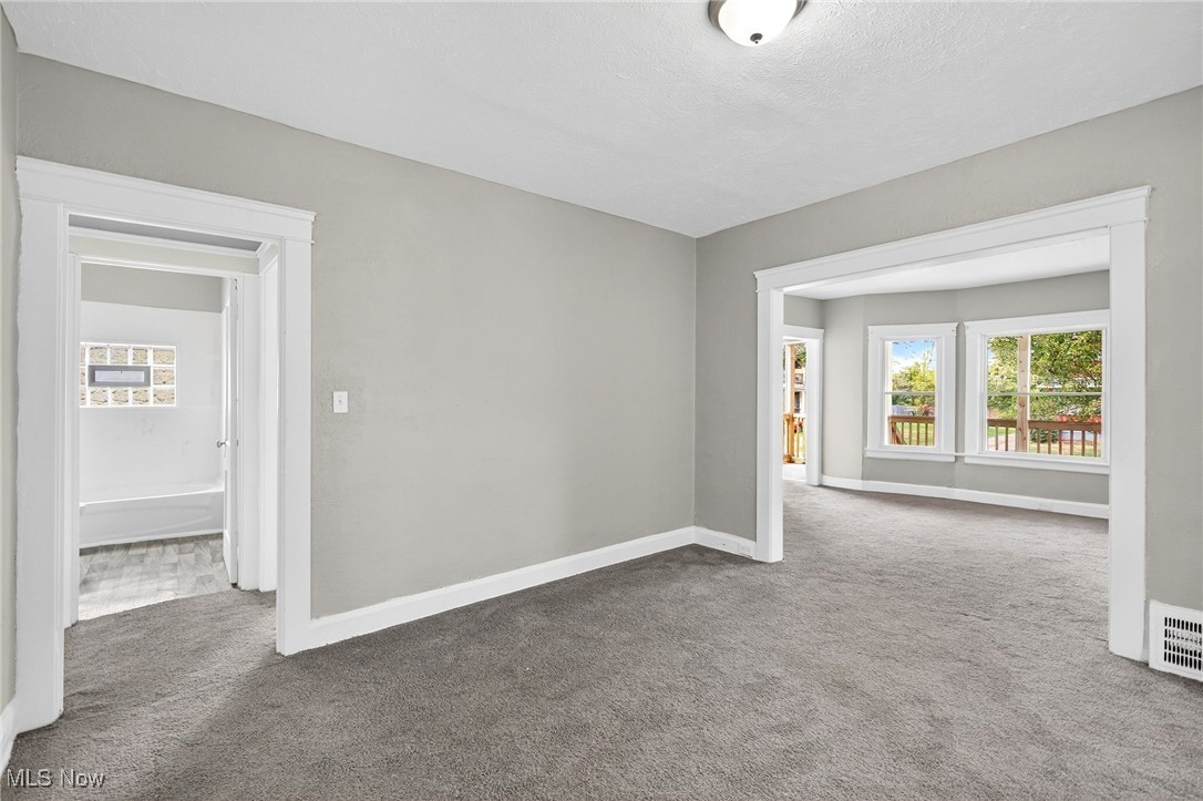 Maxwell-Cole 01 - Residential Income