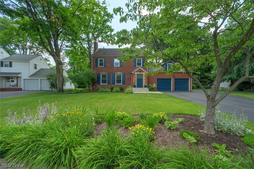 Photo of 245 Griswold Drive, Youngstown, OH 44512 (MLS # 5224077)
