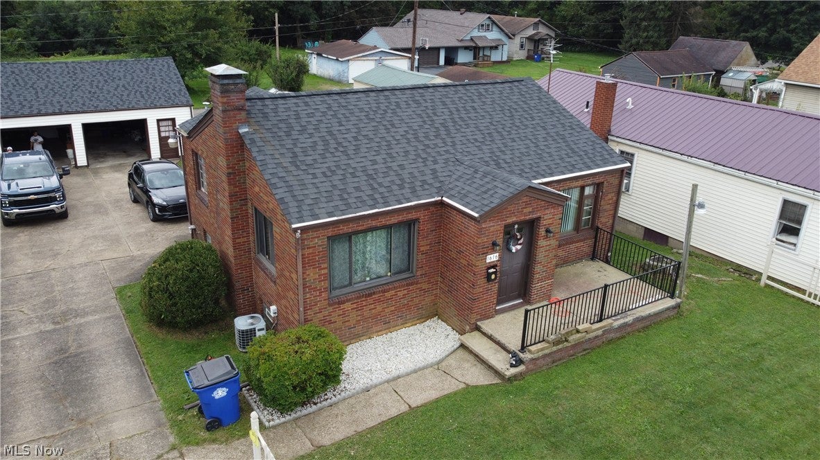 1616 Etruria Street