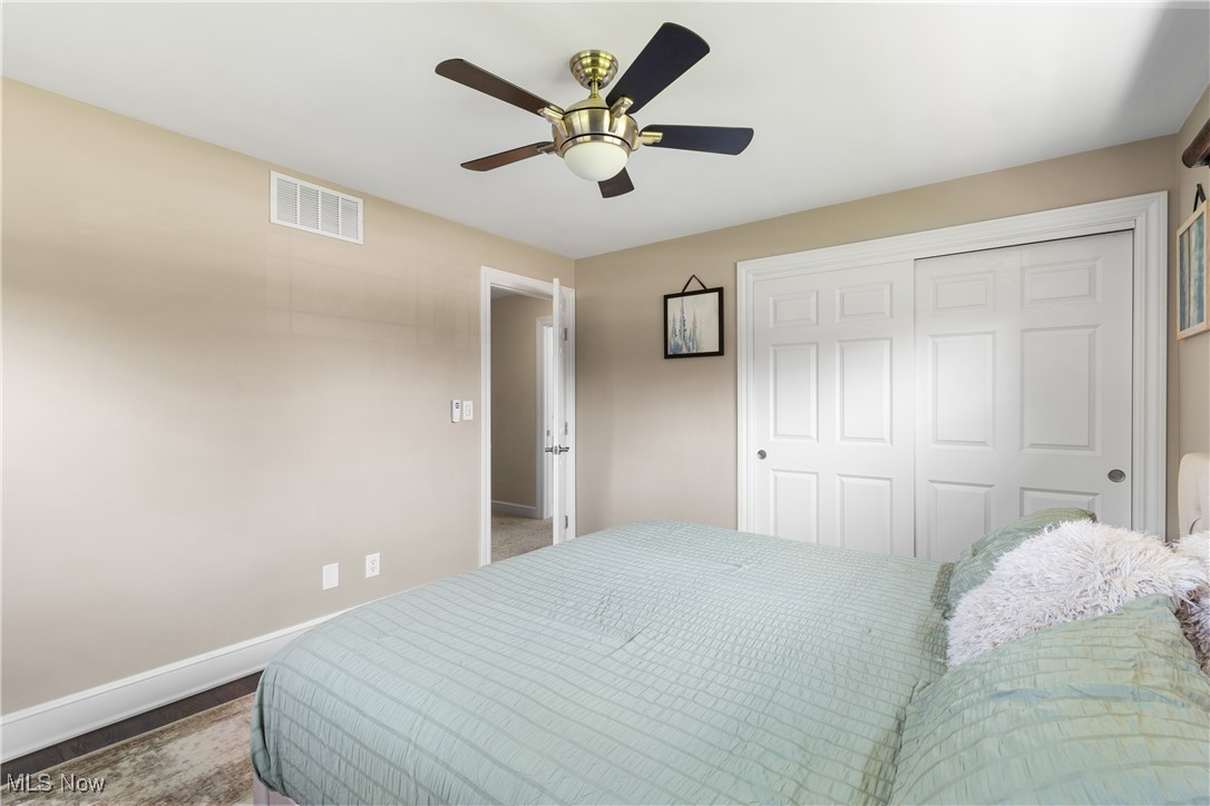 2625 Belleflower Drive, Alliance, Ohio image 15