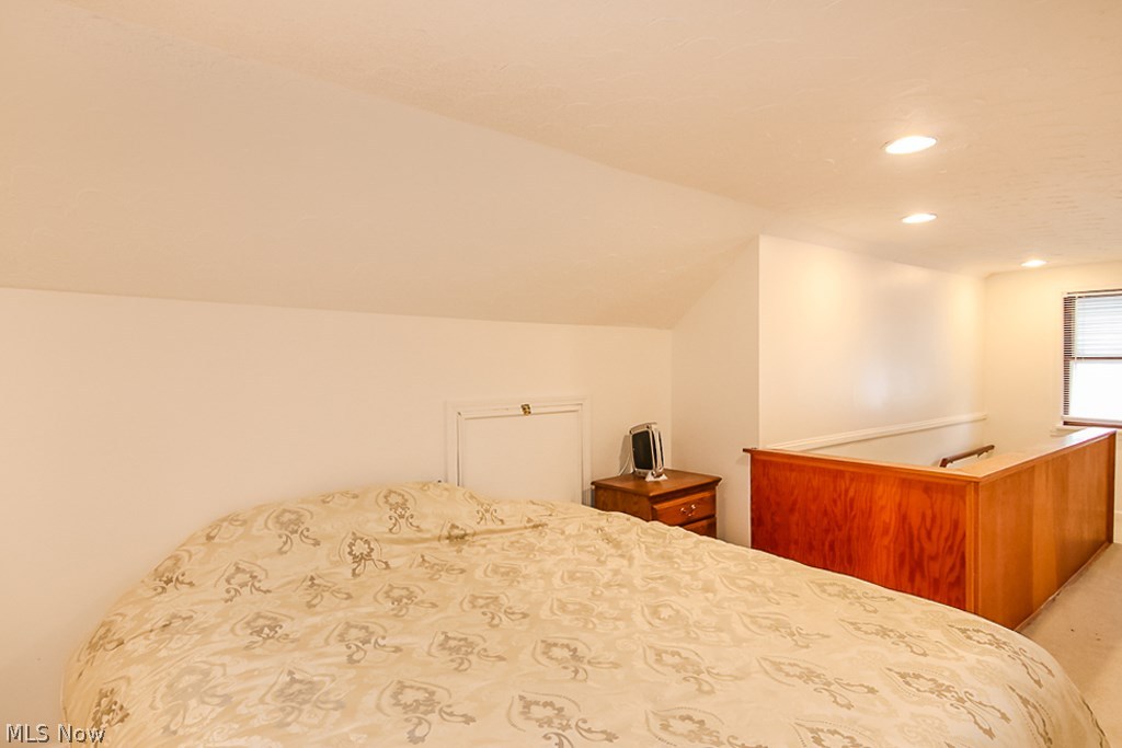 Lyndhurst Manor - Residential