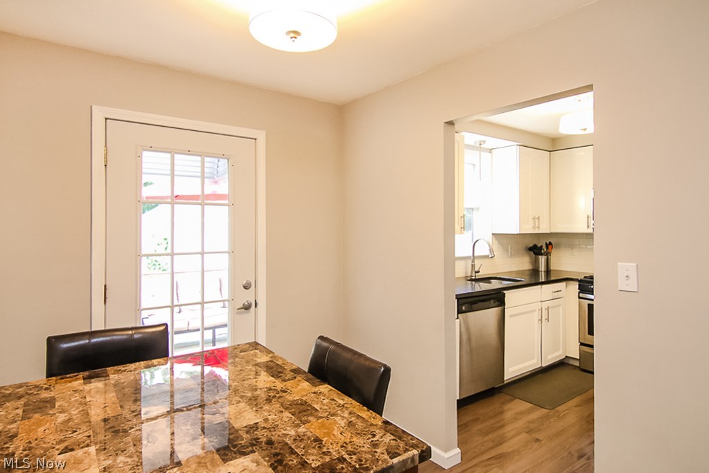 Lyndhurst Manor - Residential