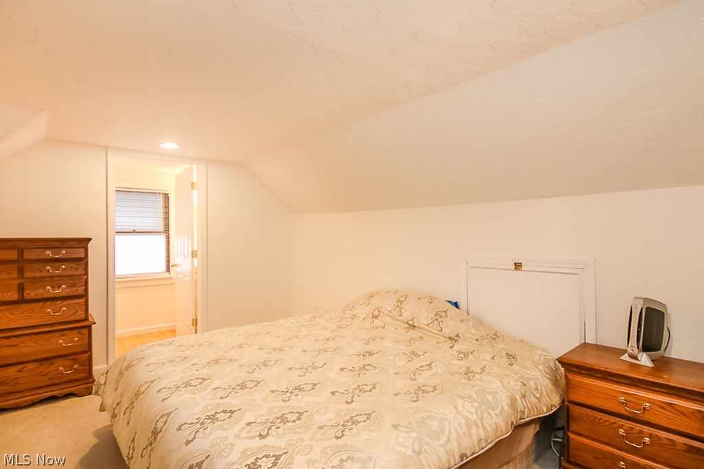 Lyndhurst Manor - Residential