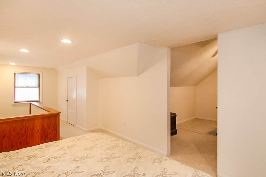 Lyndhurst Manor - Residential