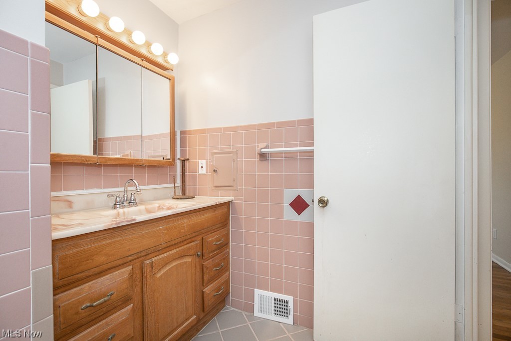 Amato 01 - Residential