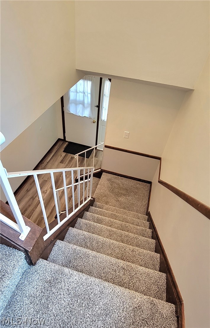 Rolling Hills Condo - Residential