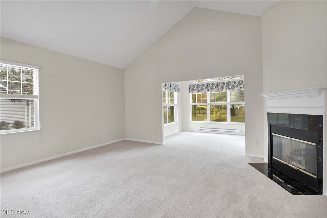 Vintage Glen Condo Ph 08 - Residential