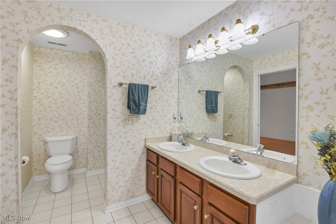 Vintage Glen Condo Ph 08 - Residential