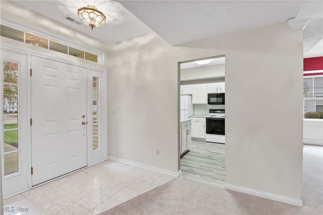 Vintage Glen Condo Ph 08 - Residential