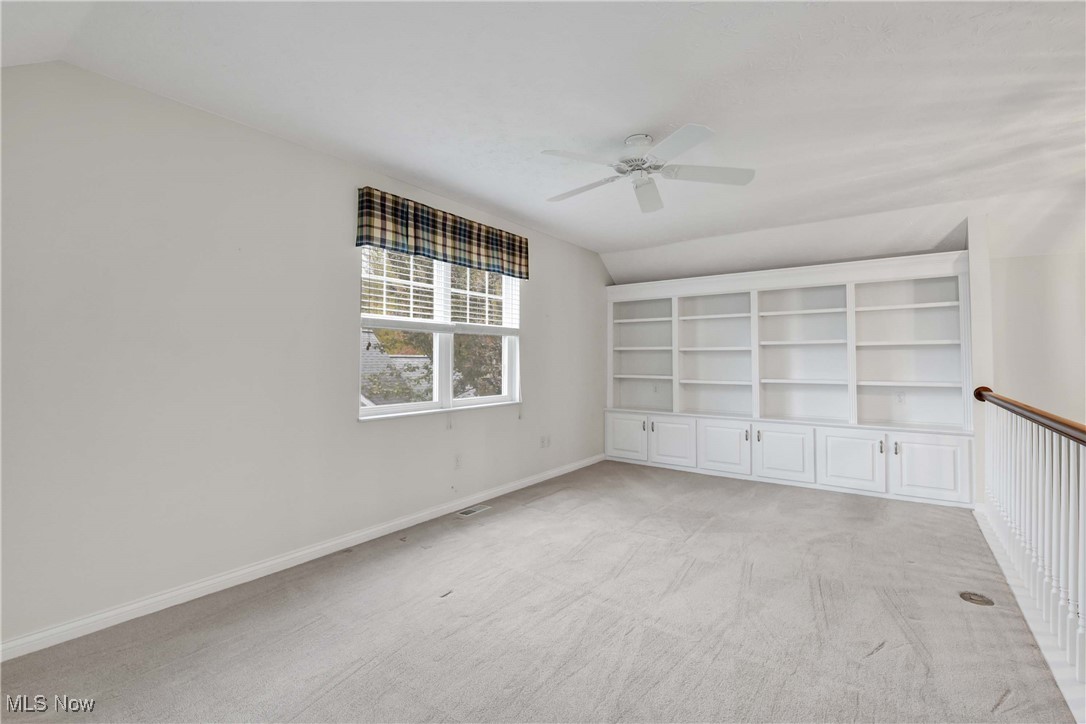 Vintage Glen Condo Ph 08 - Residential