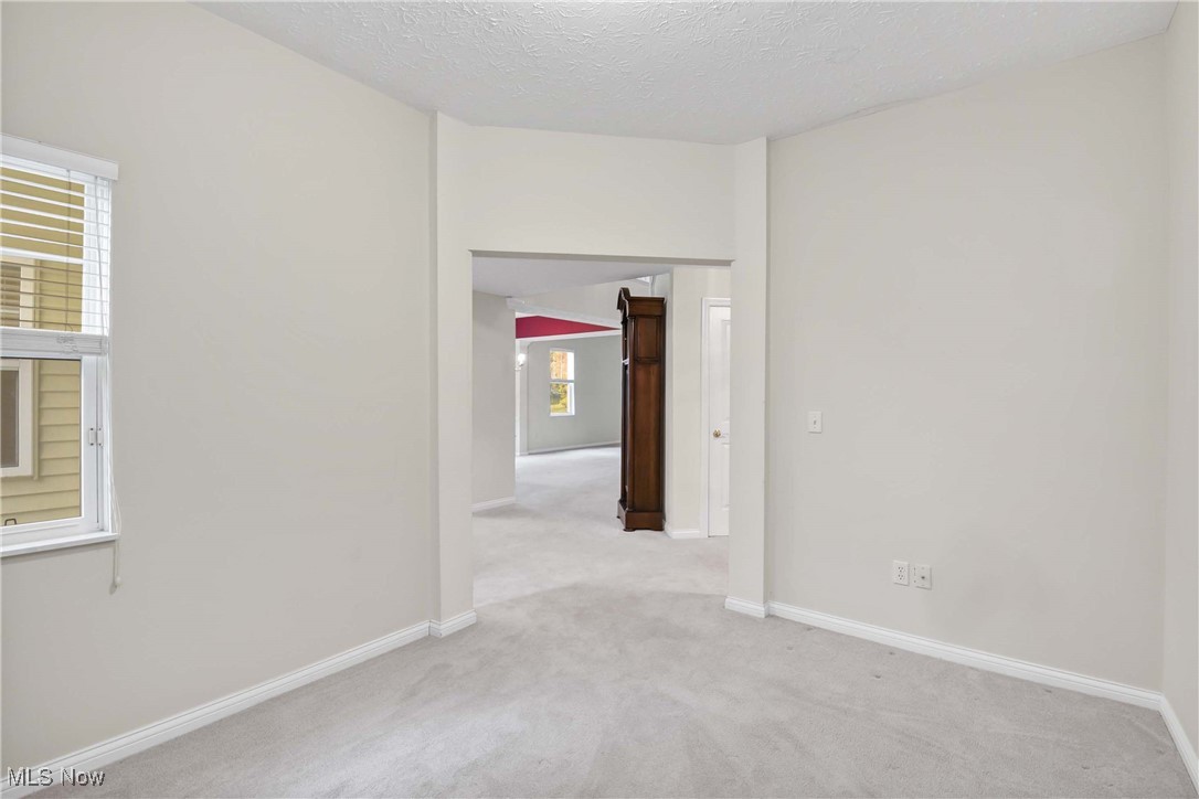 Vintage Glen Condo Ph 08 - Residential