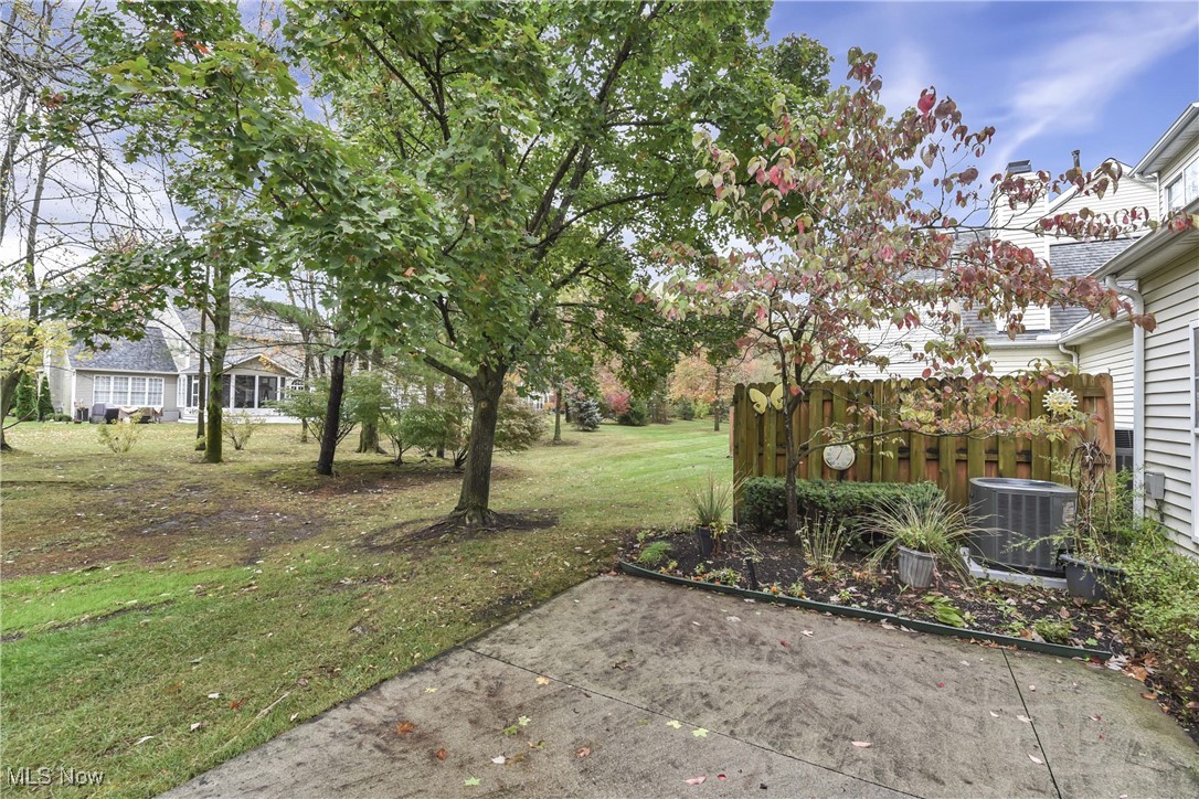 Vintage Glen Condo Ph 08 - Residential