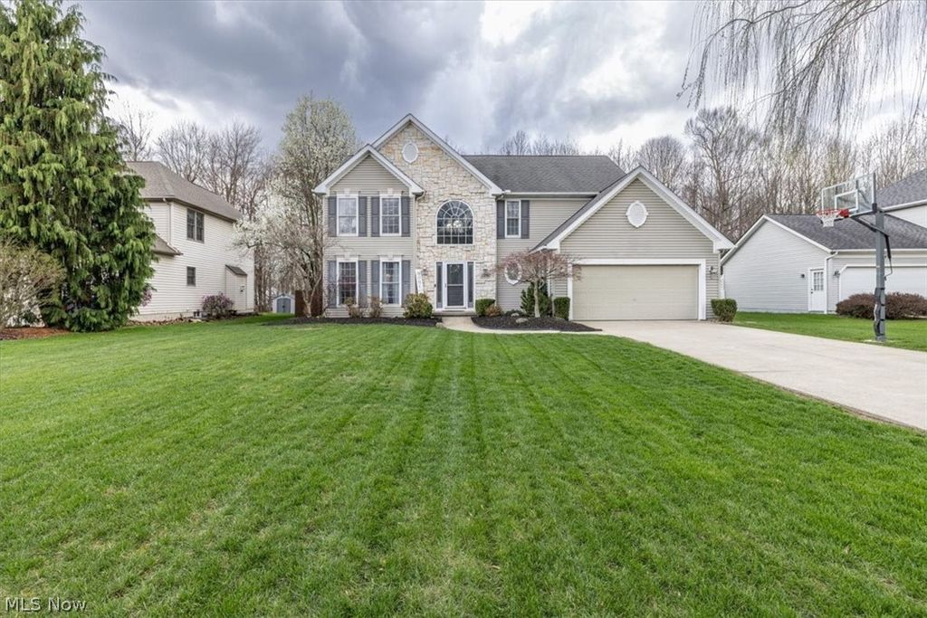 Photo of 5476 Jacqueline Lane, North Olmsted, OH 44070 (MLS # 5200243)