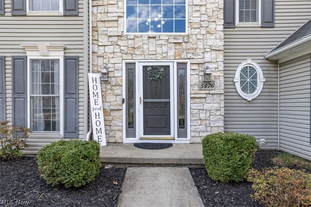 Photo of 5476 Jacqueline Lane, North Olmsted, OH 44070 (MLS # 5200243)