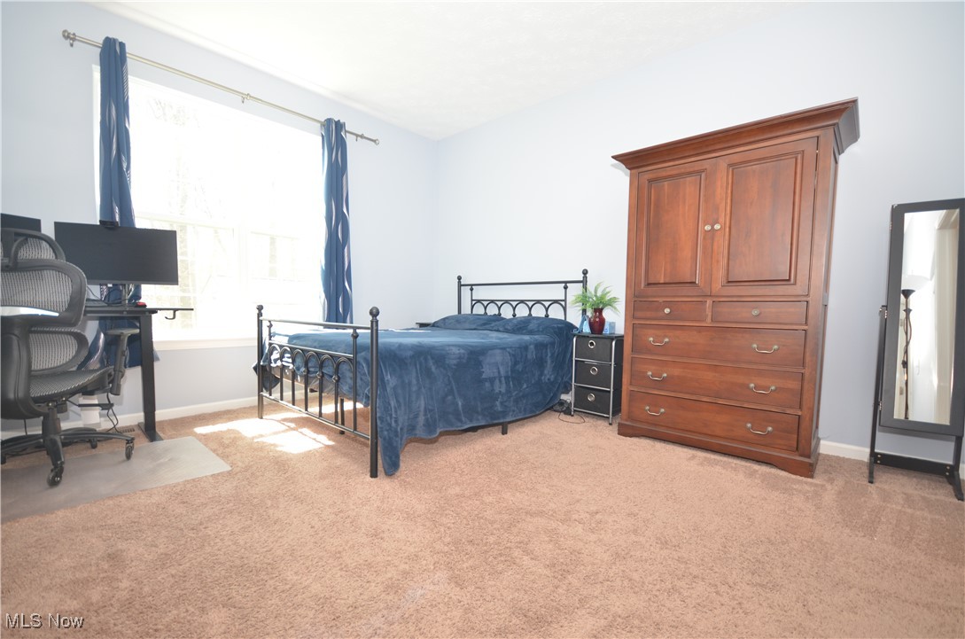 242 Oakview Circle, Tallmadge, Ohio image 16
