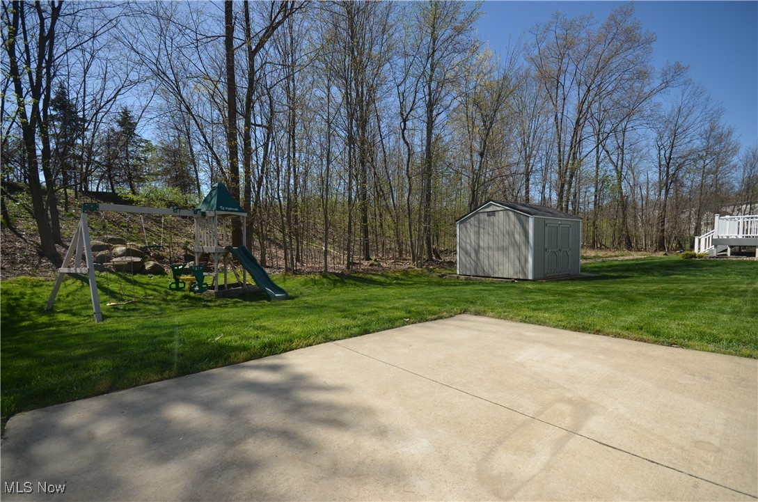242 Oakview Circle, Tallmadge, Ohio image 5