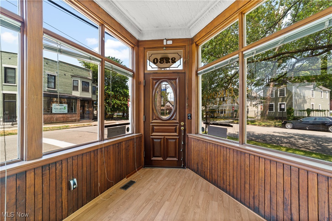 2280 W 10th Street