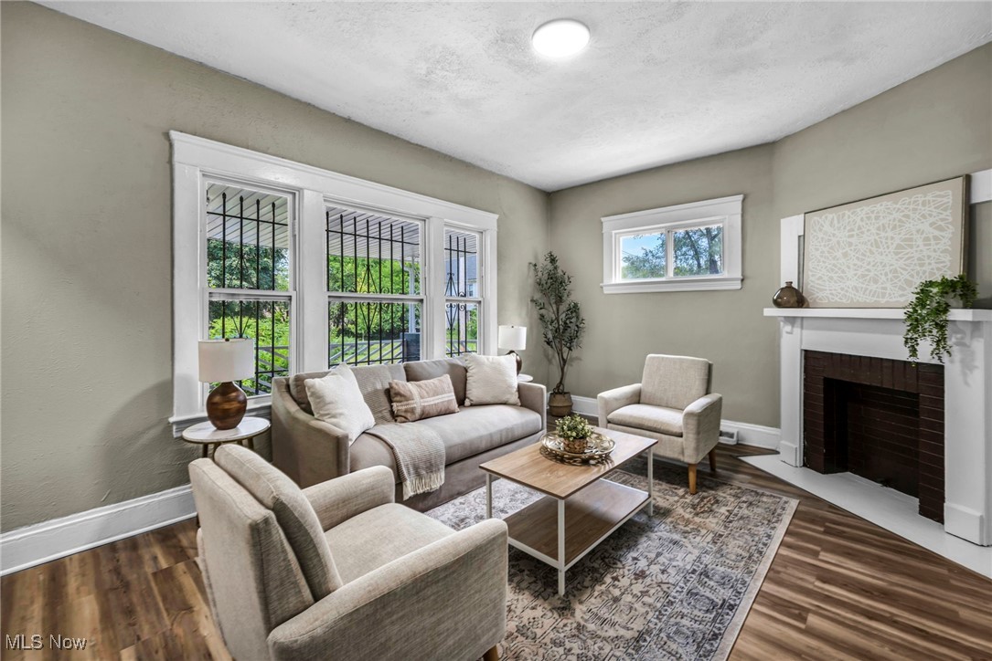 Knopf - Residential Income