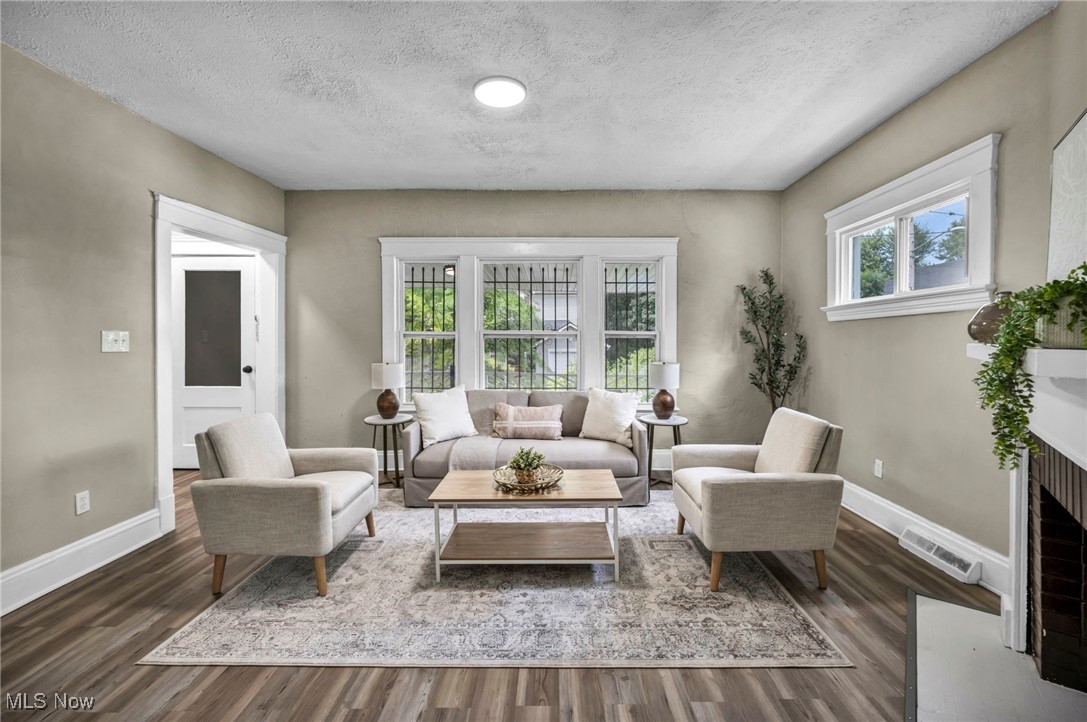 Knopf - Residential Income