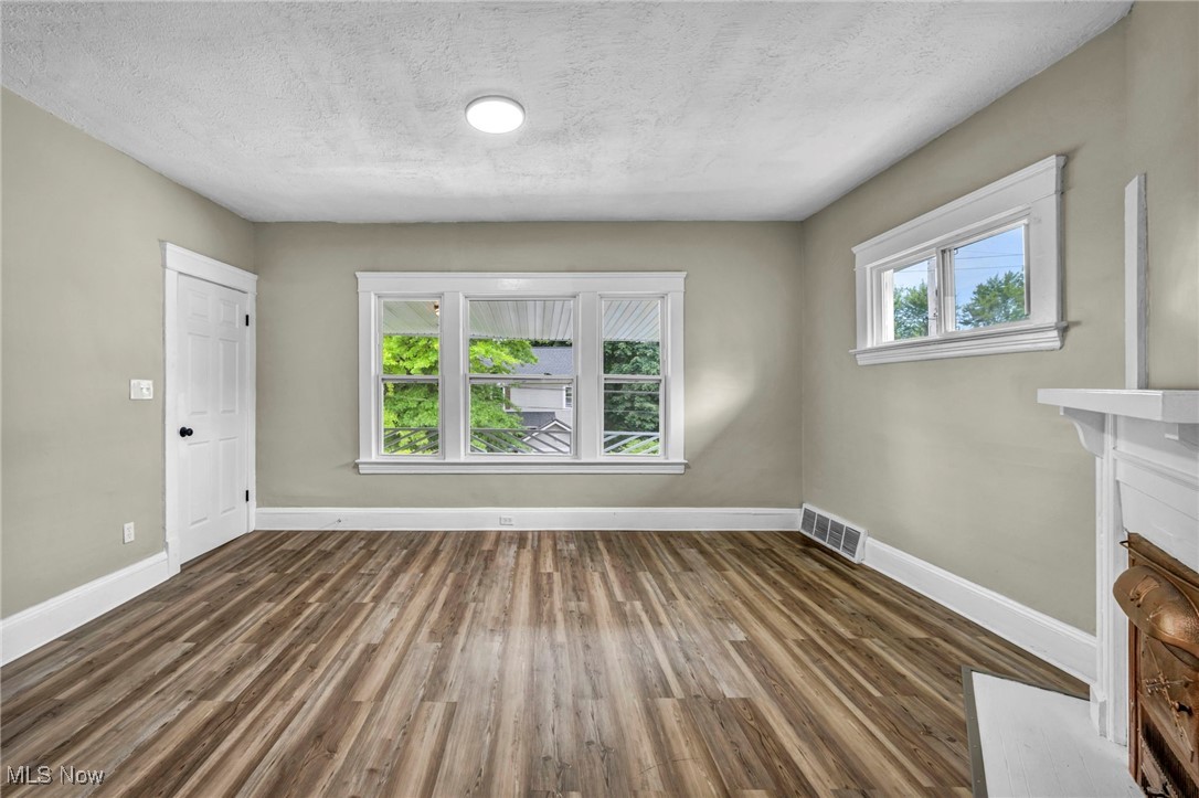 Knopf - Residential Income