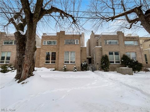 2272 W 5th Street Cleveland OH 44113