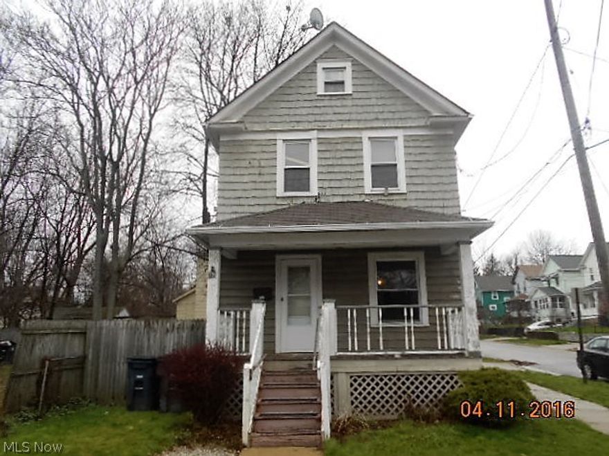 Colonial with some great features and a great floor plan. Attractive hardwood built ins and one car attached garage. Some repairs and updating needed but mechanics intact. Selling as is. Buyer will be responsible for all inspections and due diligence. Seller will make no repairs or concessions. Proof of funds with all offers.