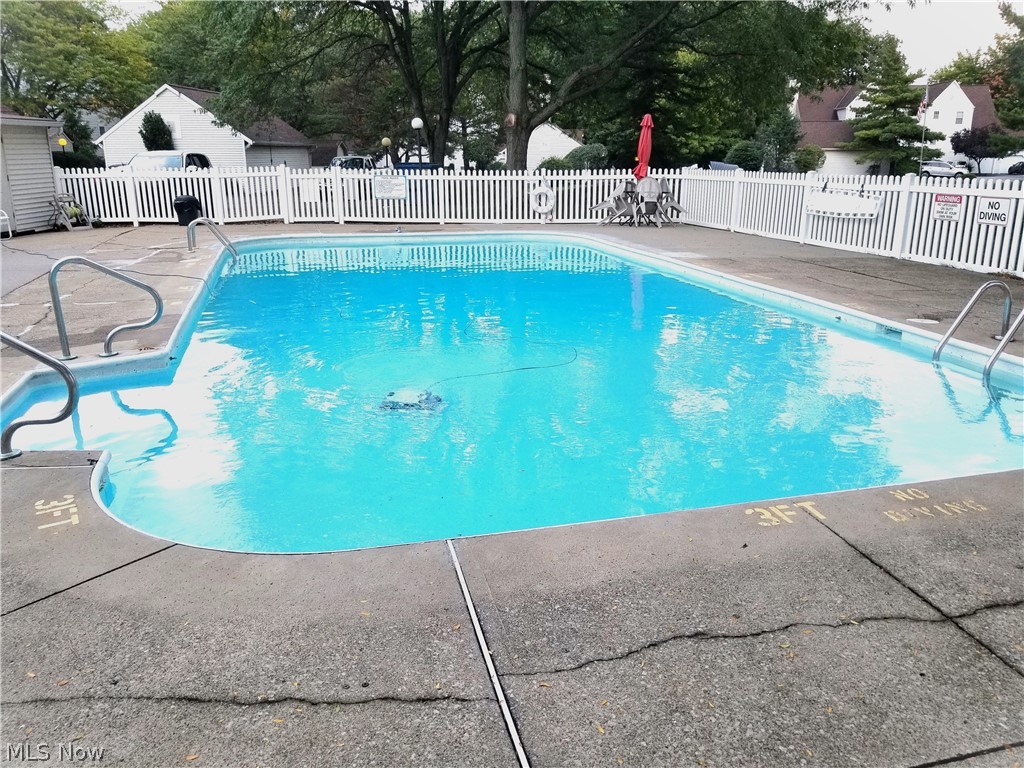 Cherry Ridge Condo - Residential