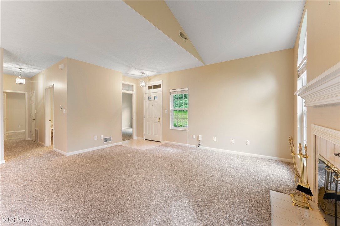 Cross Crk Condos - Residential