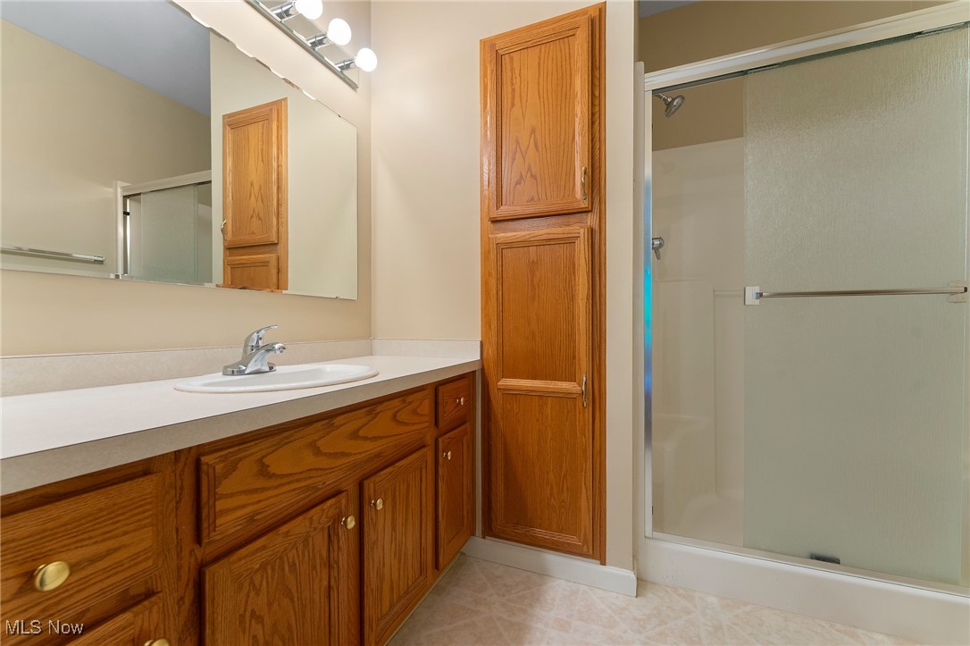 Cross Crk Condos - Residential