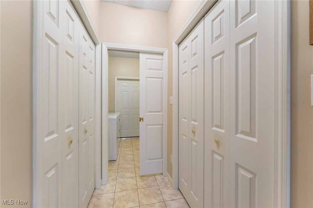 Cross Crk Condos - Residential