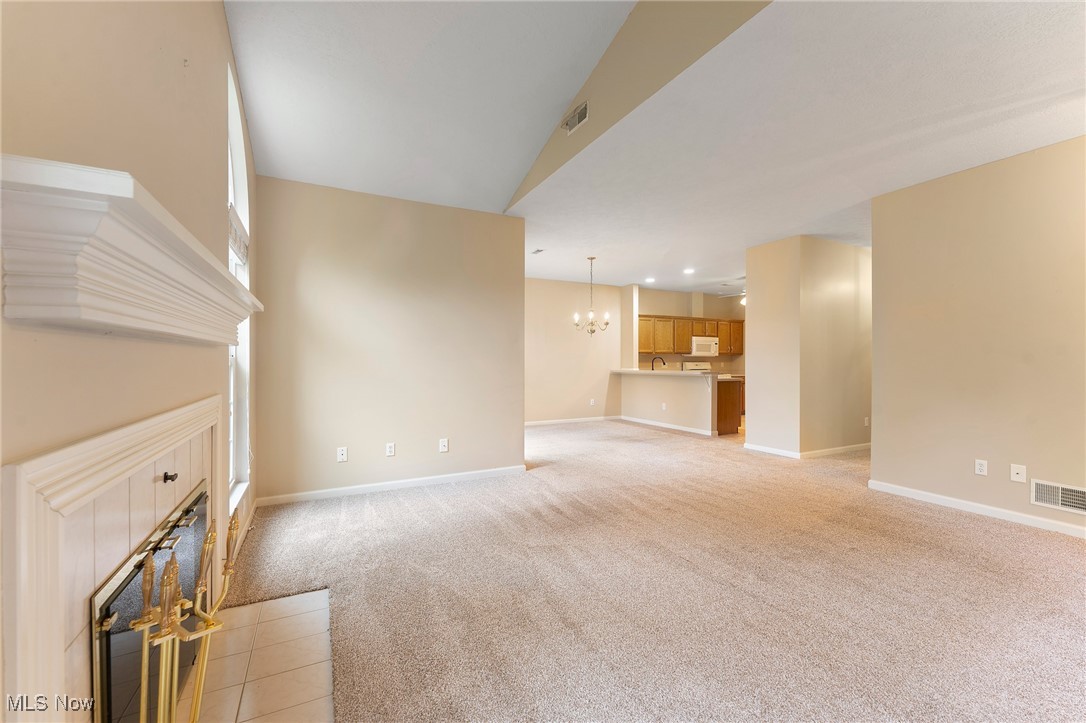 Cross Crk Condos - Residential