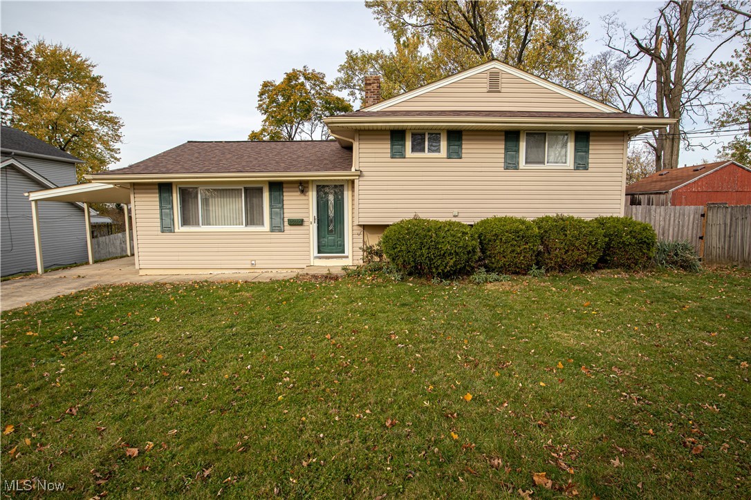 Welcome to this beautifully maintained split-level home! Featuring 3 spacious bedrooms and 2 full baths, This property is designed with comfort and style in mind. Enjoy the fresh feel of new carpeting, hardwood floors in the living room, and durable LVP in the kitchen and dining area. The lower level offers a rustic appeal with the wood burning stove. Meanwhile, central air ensures year-round comfort, and the home is clean and move-in ready. Tenant is responsible for all utilities including water and sewer, as well as lawncare and snow removal. This home is conveniently located minutes away from the city, as well as commercial districts such as ridge park square and steelyard commons. Don’t miss out. Schedule your showing today.
NO PETS ALLOWED.
Please apply through Zillow.