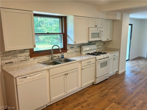 Tiny photo for 950 Federal Road, Little Hocking, OH 45742 (MLS # 5239425)