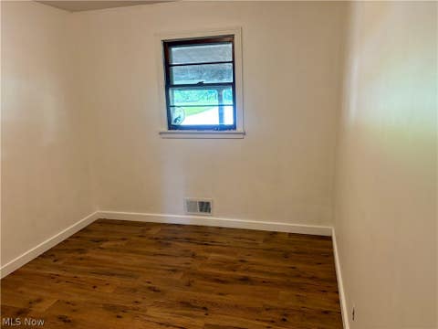 Tiny photo for 950 Federal Road, Little Hocking, OH 45742 (MLS # 5239425)