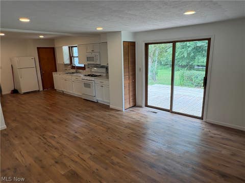 Tiny photo for 950 Federal Road, Little Hocking, OH 45742 (MLS # 5239425)