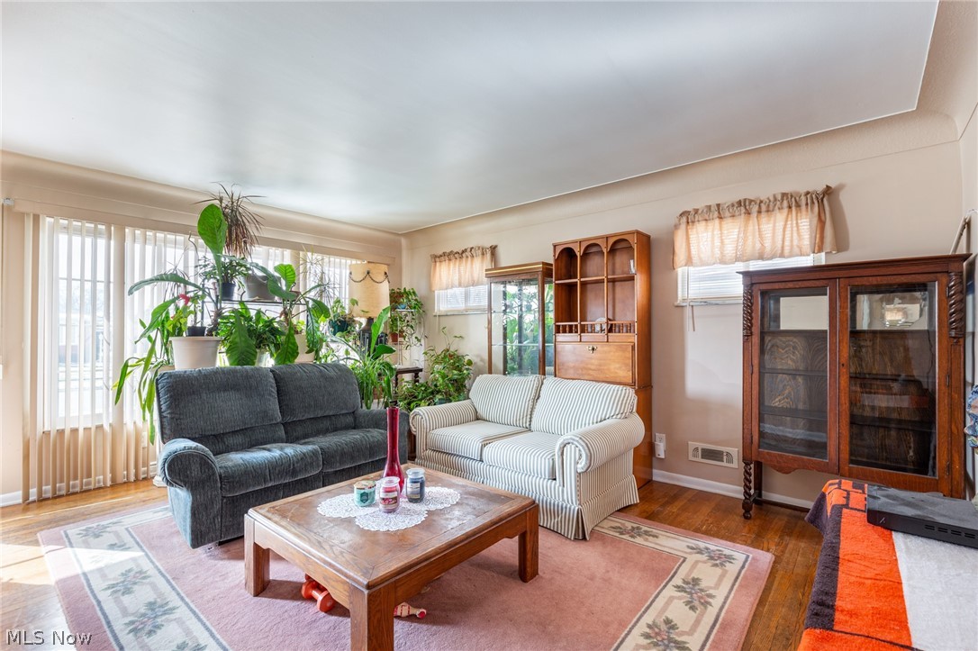 Basilio Imbrigiottas - Residential