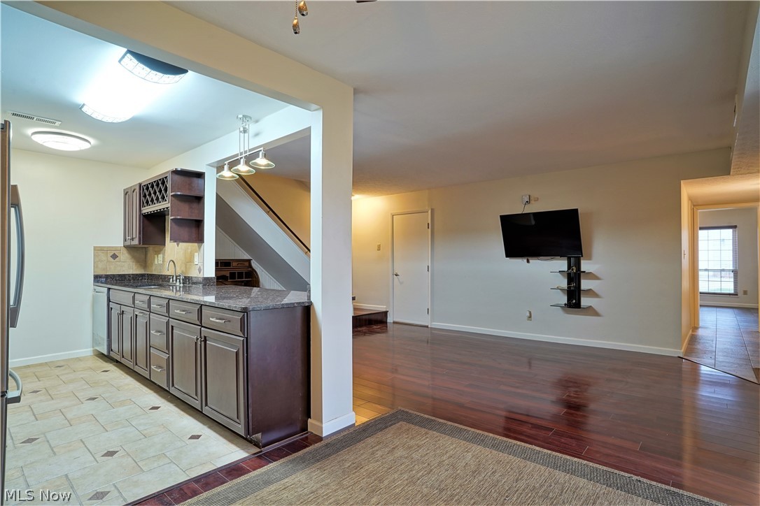 Independence Place South Condo - Residential